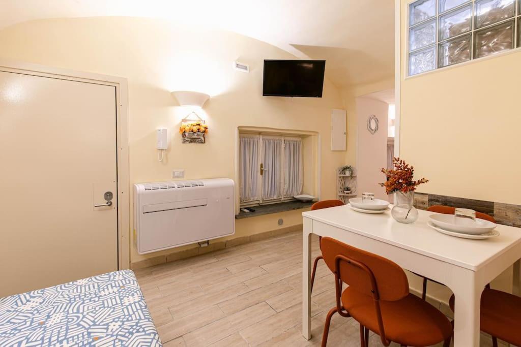 La Chicca Appartamento Intero Nei Quartieri Spagnoli Napoli Ngoại thất bức ảnh